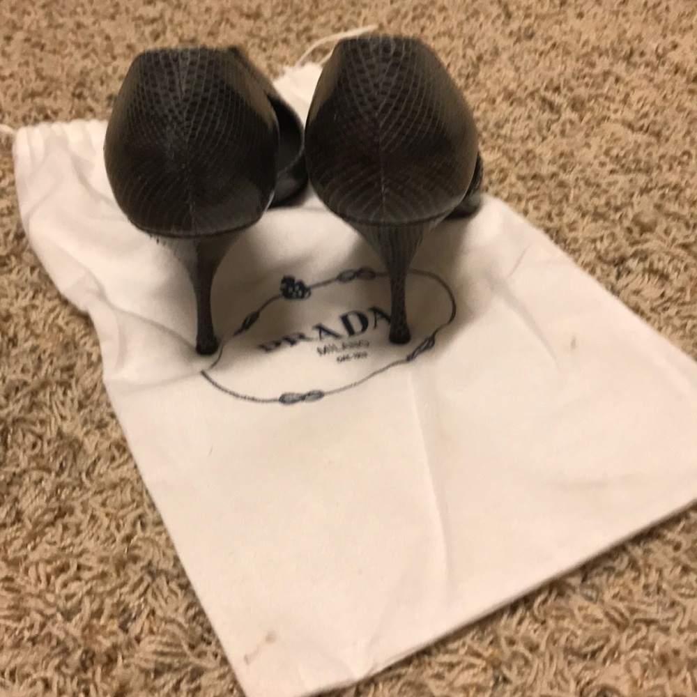 Heels - Picture 3 of 7